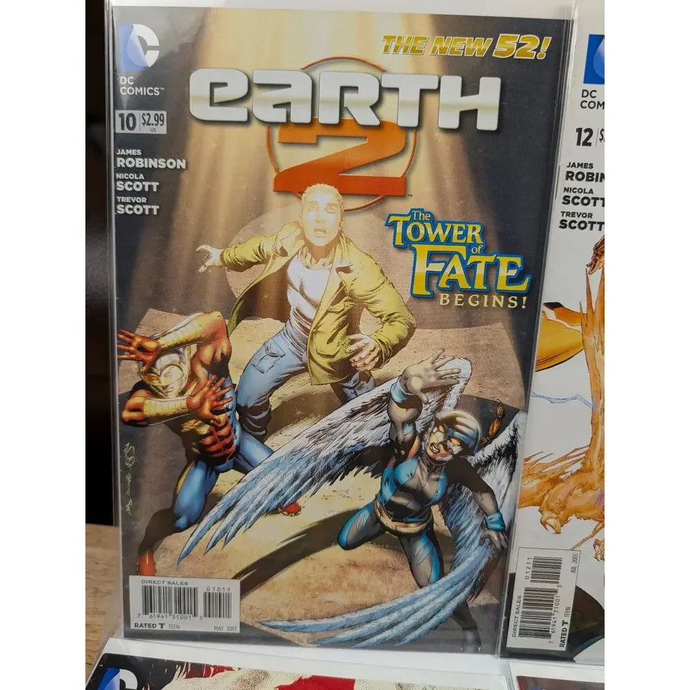 Earth 2 Comic Lot of 12 Issues Spanning #10-32 DC Comics + 2 Earth 2: Worlds End